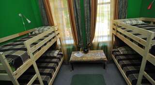 Хостел Kamelia Самара Кровать в общем четырехместном номере для мужчин и женщин-3