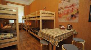 Хостел Kamelia Самара Кровать в общем номере для мужчин и женщин с 8 кроватями-4
